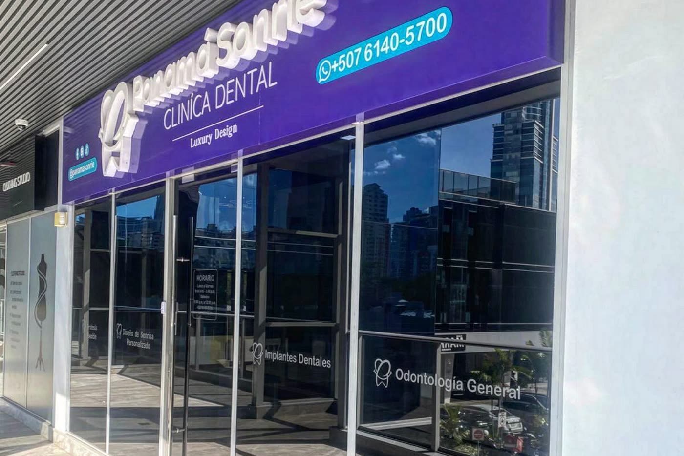 Clínica dental Panamá Sonríe en Plaza Sunset, Vía Israel, Ciudad de Panamá